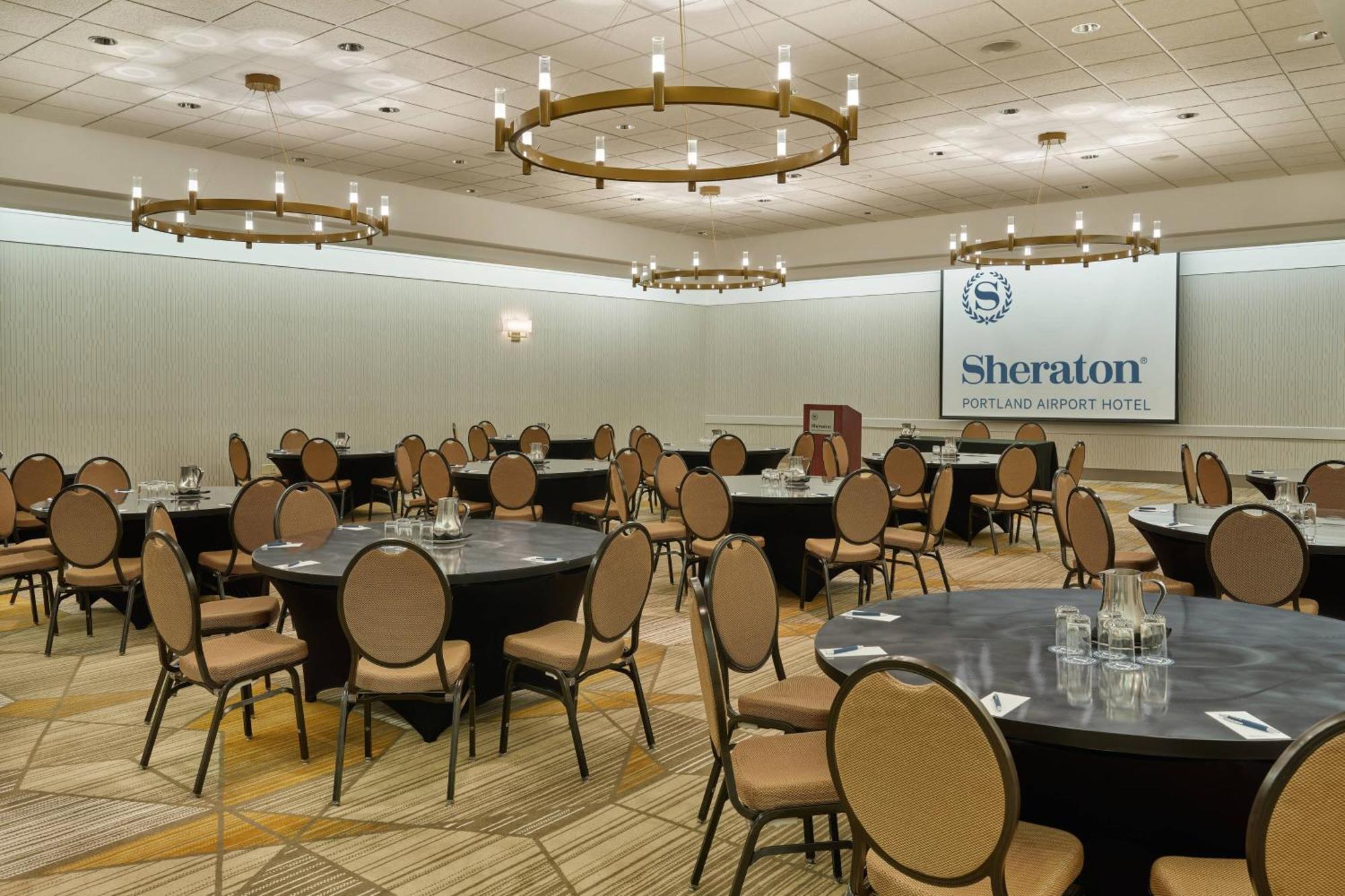 Sheraton Portland Airport Hotel Exteriör bild